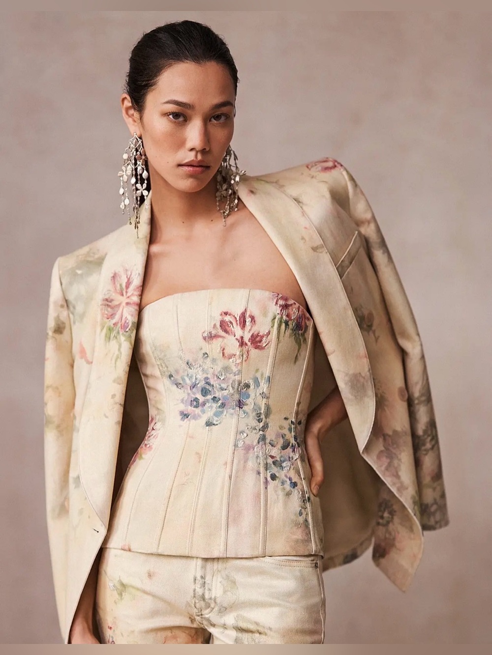 Ralph Lauren Resort 2024 Collection
Nelson Handpainted Faded Floral Denim Jacket